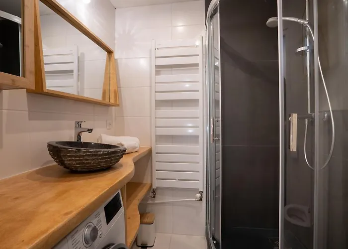 Le Curling B - Val Claret-39 By Interhome * تينْيِ