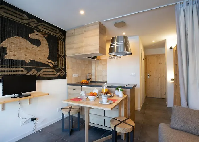 Le Curling B - Val Claret-39 By Interhome شقة
