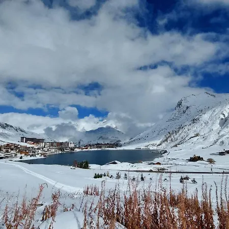 Appartement Le Curling B - Val Claret-39 By Interhome Tignes
